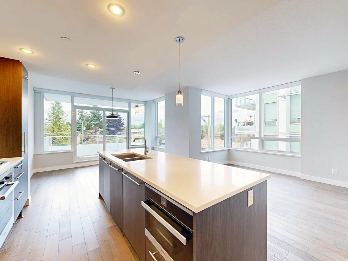 Walk-In Closet Photo of 408 677 W 41st Avenue, Vancouver, BC