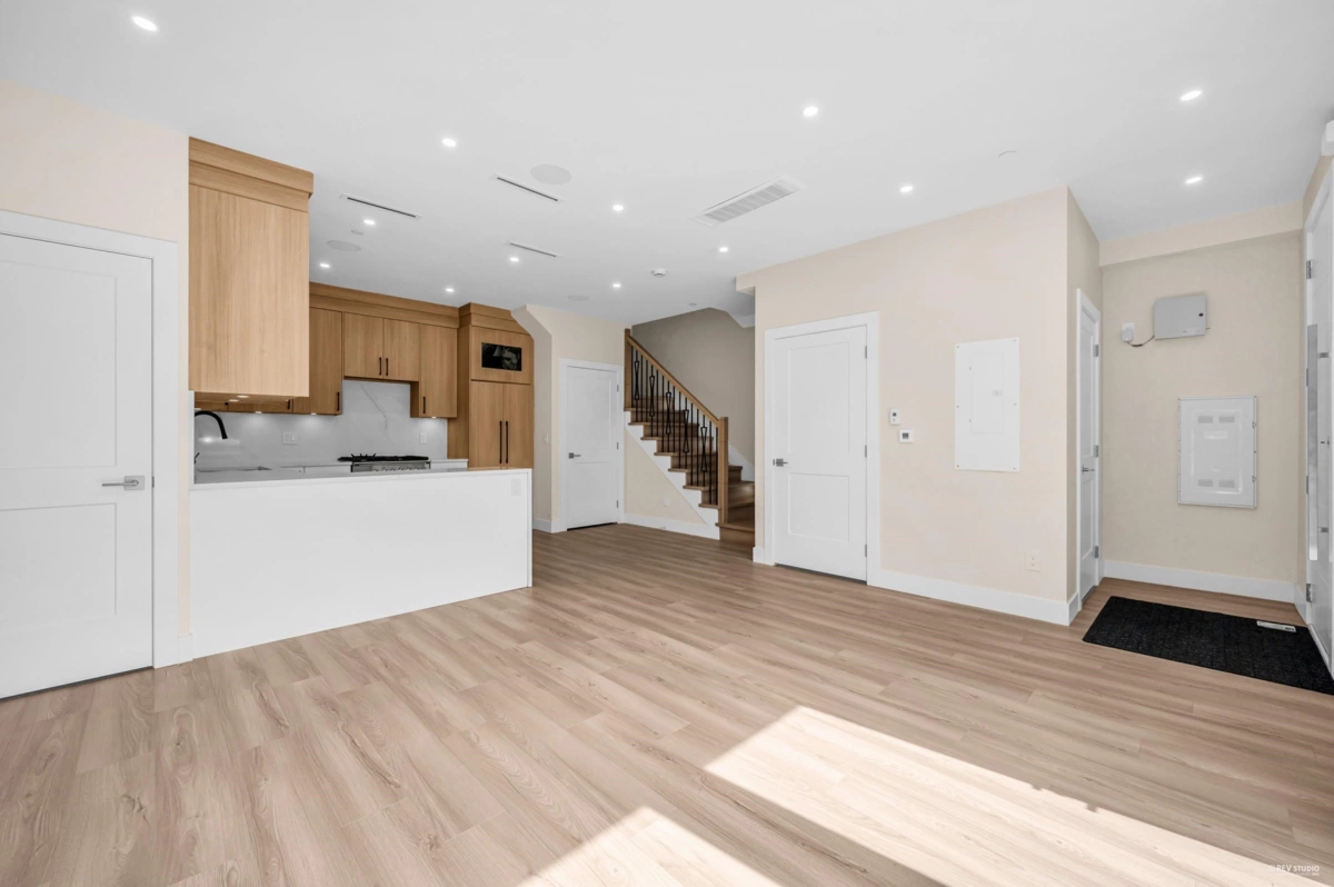 Living Room Photo of 2371 Adanac Street, Vancouver, BC