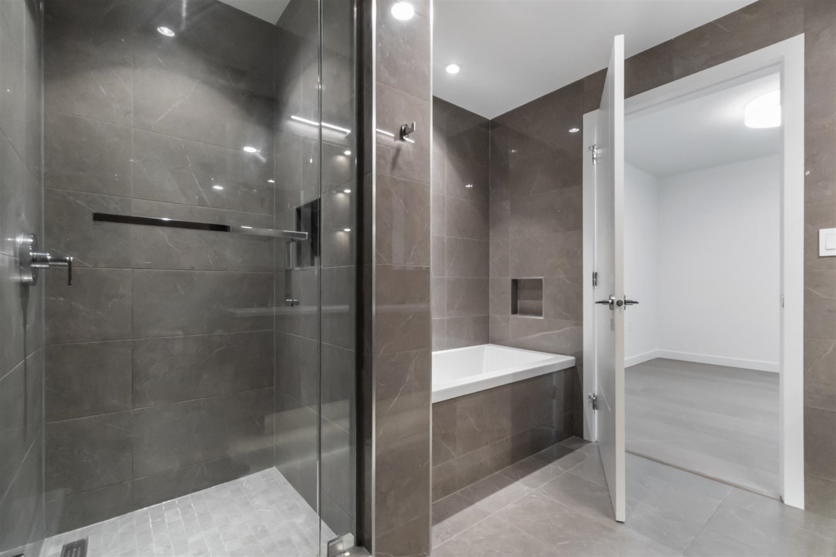 Primary Bathroom Photo of 601 4240 Cambie Street, West Vancouver, BC