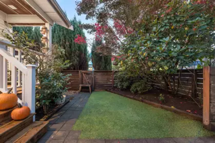 2888 Glen Drive, Vancouver, BC, Vancouver — Half Duplex for sale