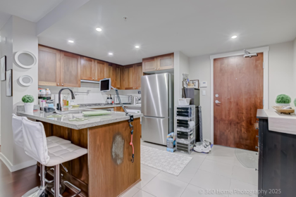 Kitchen Island Photo of 128 9373 Hemlock Drive, Richmond, BC