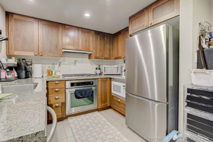 Kitchen Photo of 128 9373 Hemlock Drive, Richmond, BC