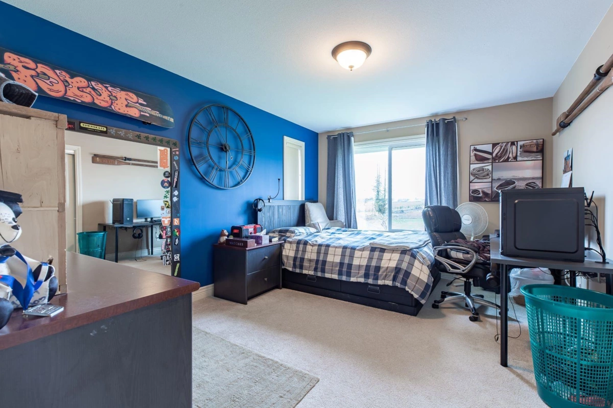 Entry Foyer Photo of 3180 216 Street, Langley, BC