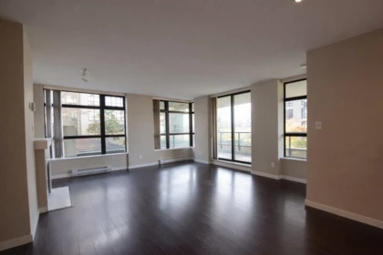 406 8160 Lansdowne Road, Richmond, BC, Richmond — Apartment/Condo for sale