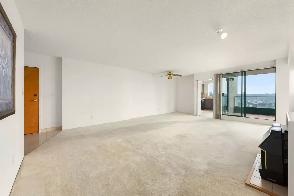 Dining Area Photo of 1602 420 Carnarvon Street, New Westminster, BC