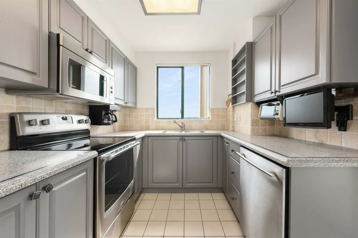 Pantry Photo of 1602 420 Carnarvon Street, New Westminster, BC