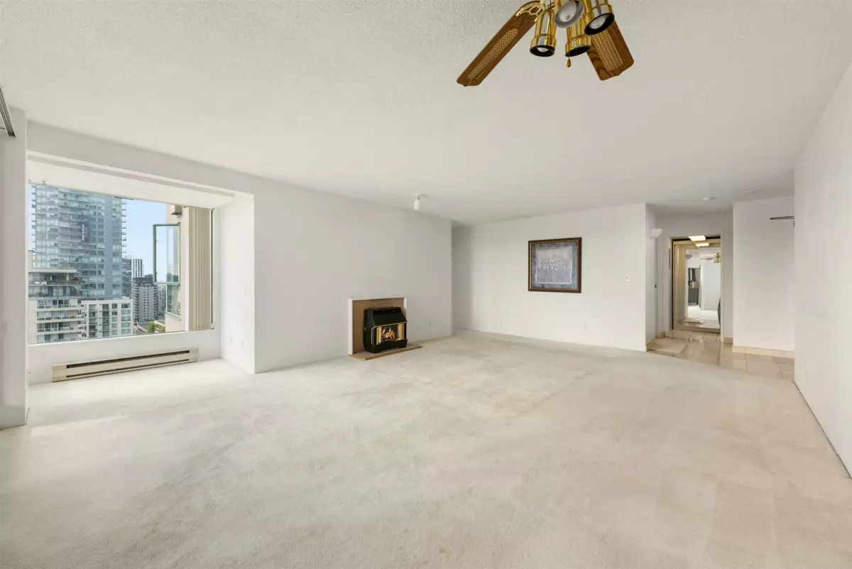 Walk-In Closet Photo of 1602 420 Carnarvon Street, New Westminster, BC