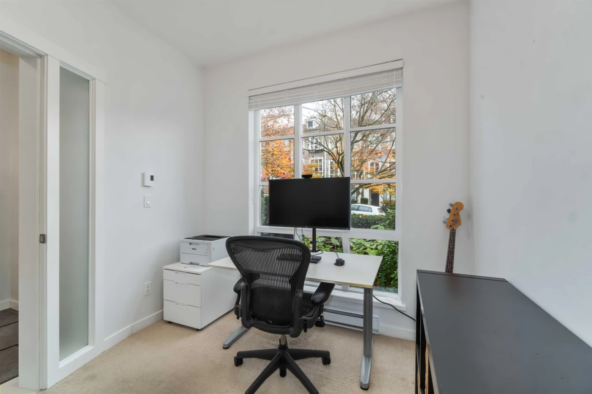 Kitchen Photo of 10 1248 Holtby Street, Coquitlam, BC