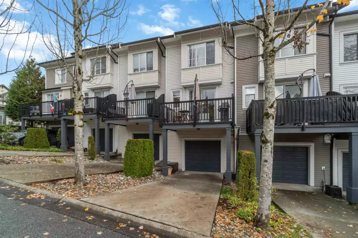 Outdoor Kitchen Photo of 10 1248 Holtby Street, Coquitlam, BC
