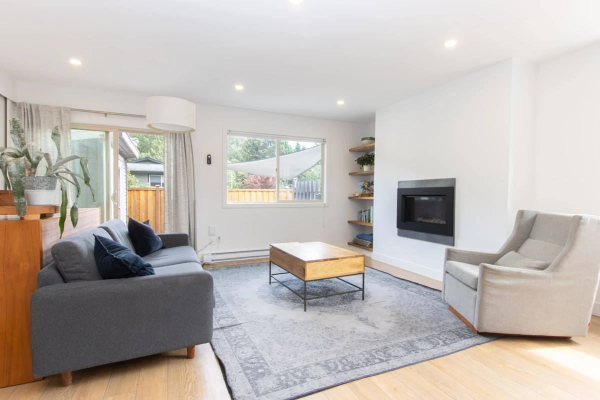 Exterior Rear Photo of 10 41450 Government Road, Brackendale, BC