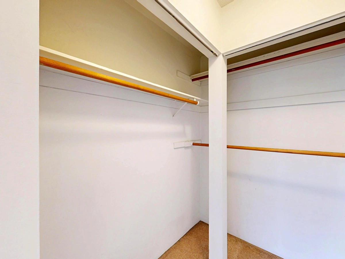 Bedroom 3 Photo of 206 138 W 18th Street, North Vancouver, BC