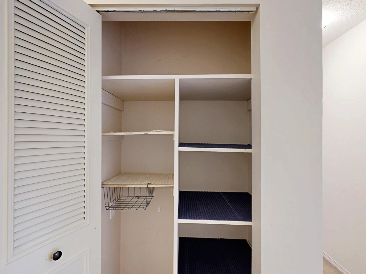 Bedroom 4 Photo of 206 138 W 18th Street, North Vancouver, BC