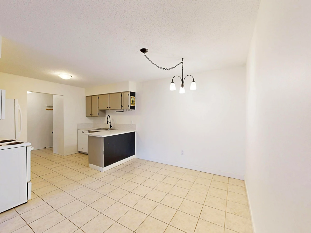 Kitchen Photo of 206 138 W 18th Street, North Vancouver, BC