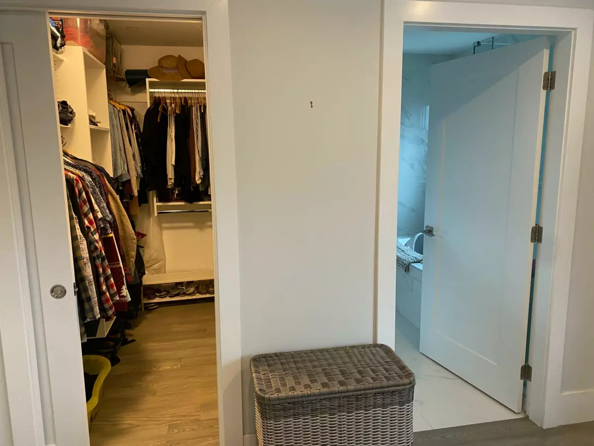 Hot Tub / Spa Photo of 3345 Parker Street, Vancouver, BC