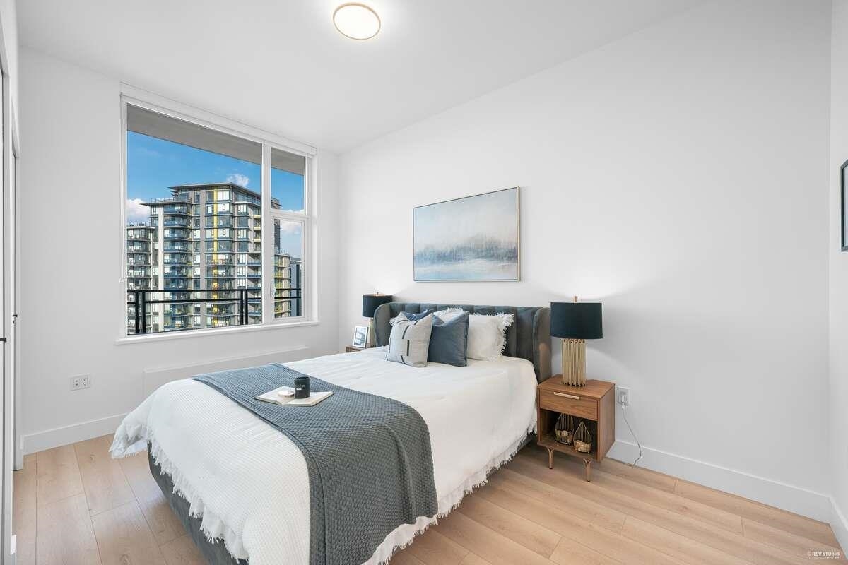 Kitchen Island Photo of 1202 8750 University Crescent, Burnaby, BC
