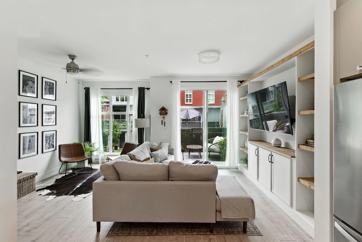 Primary Bathroom Photo of 99 24076 112 Avenue, Maple Ridge, BC