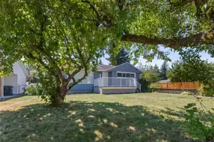 524 Rupert Street, Hope, BC, Hope — Single Family Residence for sale