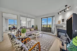 1503 6611 Cooney Road, Richmond, BC