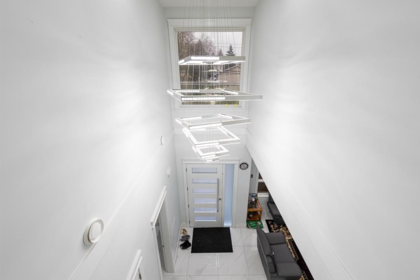Powder Room Photo of 13306 90 Avenue, Surrey, BC