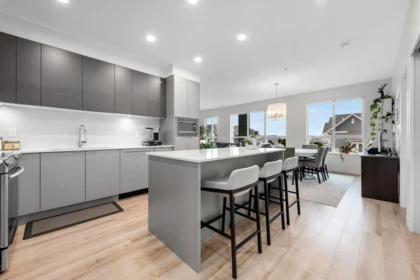 308 1892 Starling Drive, Tsawwassen, BC, Tsawwassen North — 2 bed apartment/condo for sale