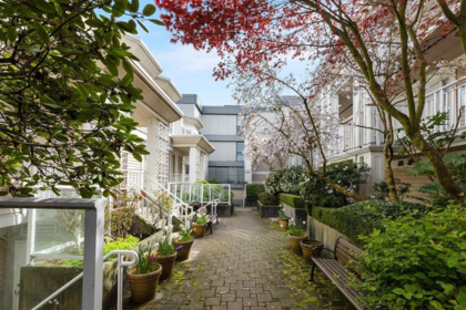 307 2545 W Broadway, Vancouver, BC, Vancouver — Townhouse for sale