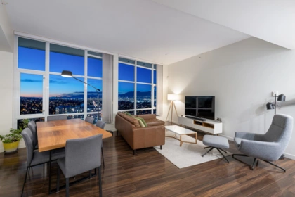 PH3 4815 Eldorado Mews, Vancouver, BC