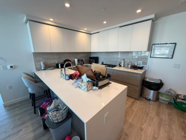 2103 660 Quayside Drive, New Westminster, BC