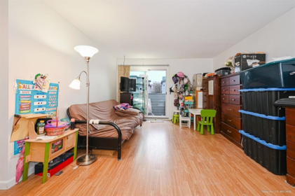 406 16 Lakewood Drive, Vancouver, BC, Vancouver — Apartment/Condo for sale