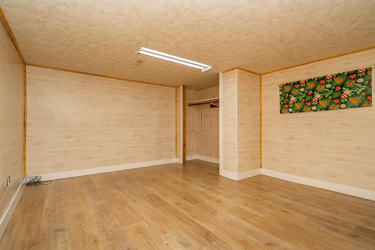 Entry Foyer Photo of 11205 78a Avenue, Delta, BC