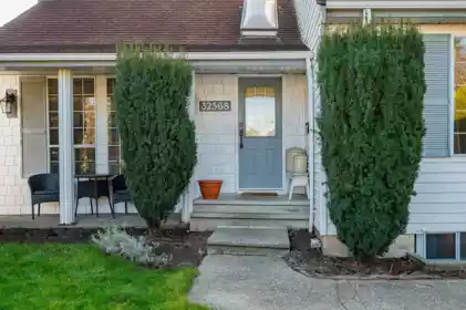 32568 Murray Avenue, Abbotsford, BC, Abbotsford — Single Family Residence for sale