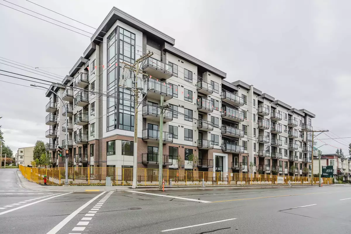 Staircase Photo of 601 32174 George Ferguson Way, Abbotsford, BC