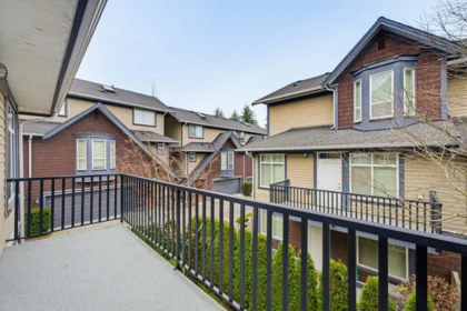 Mudroom Photo of 10 15977 26 Avenue, Surrey, BC