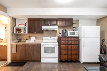 Office / Den Photo of 10 15977 26 Avenue, Surrey, BC