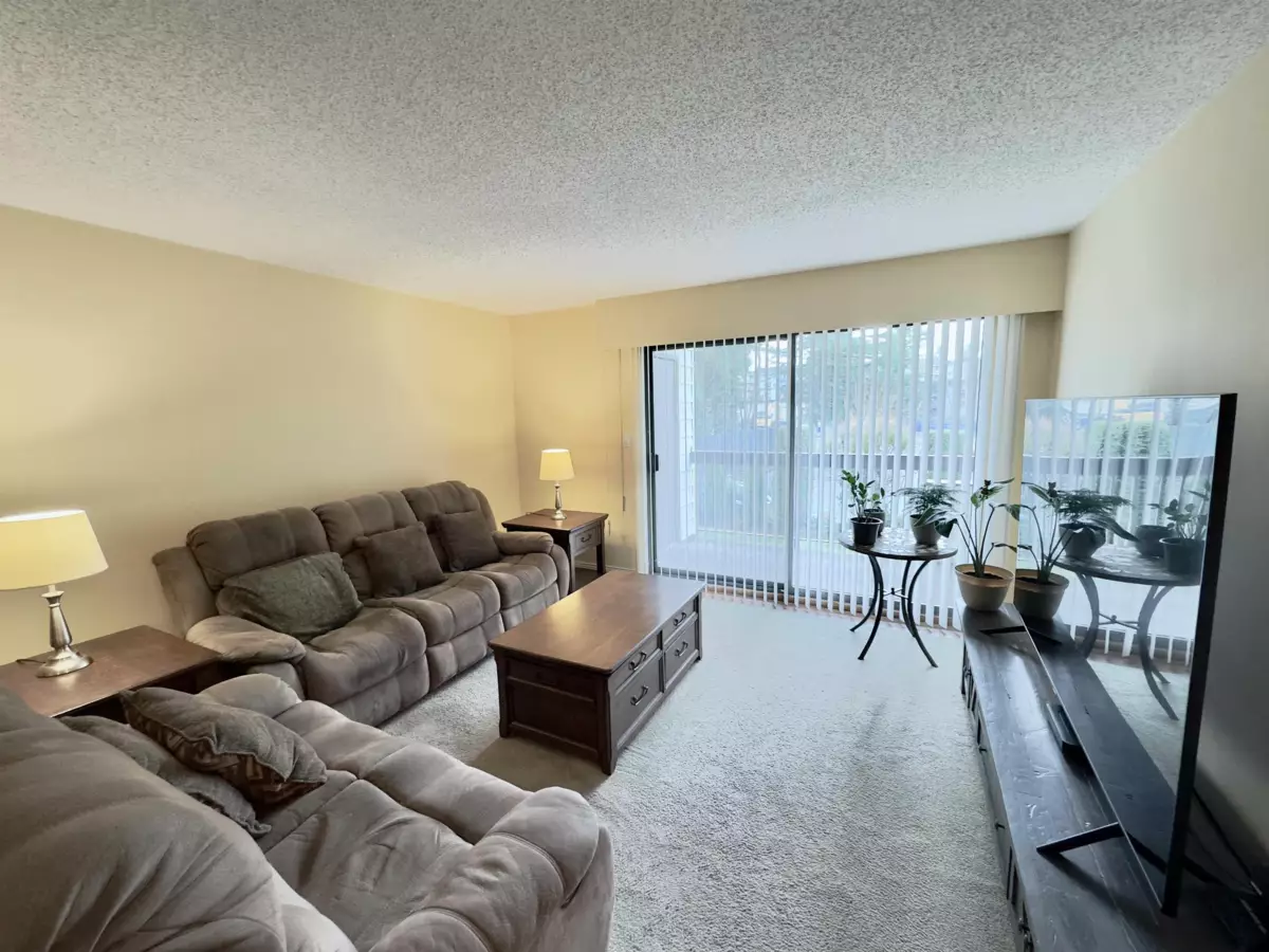 Dining Area Photo of 106 33490 Cottage Lane, Abbotsford, BC