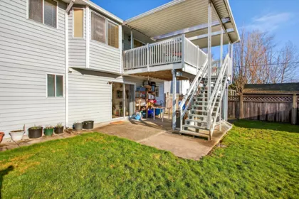 Backyard Photo of 15110 95a Avenue, Surrey, BC