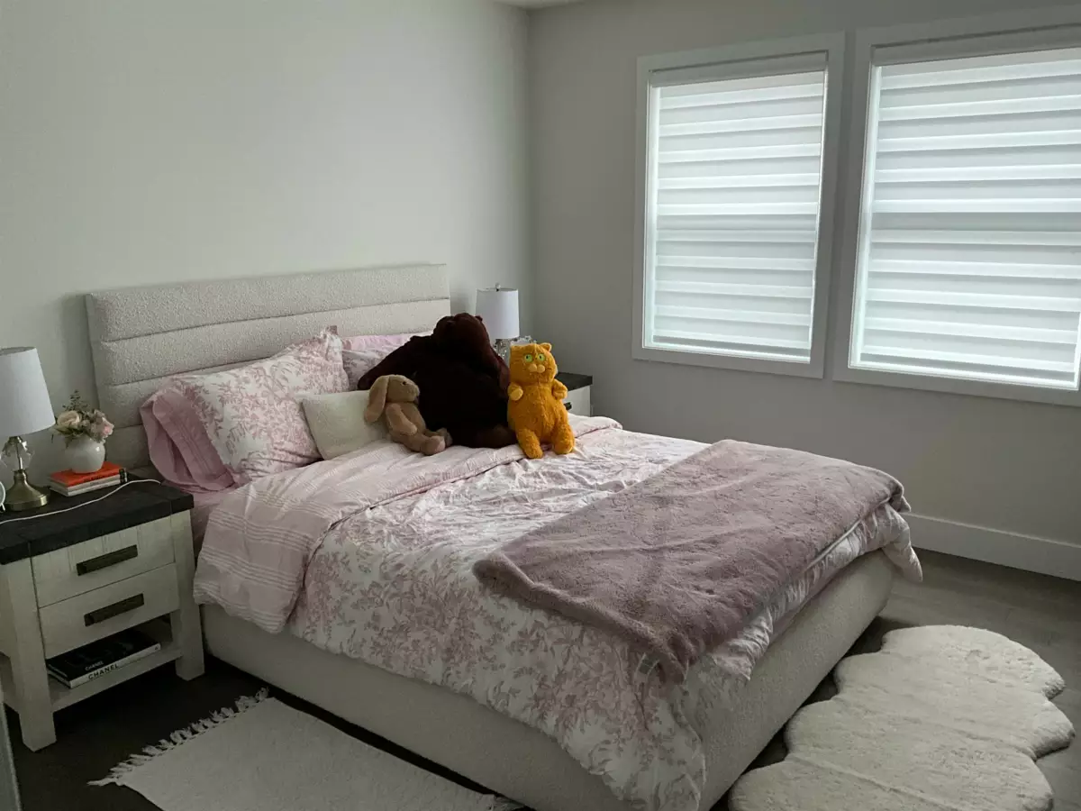 Kitchen Island Photo of 3574 Harper Road, Coquitlam, BC