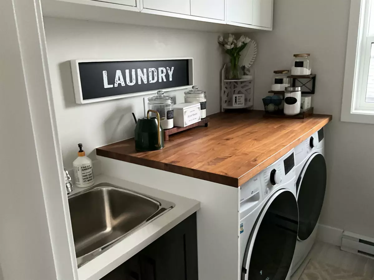 Primary Bedroom Photo of 3574 Harper Road, Coquitlam, BC