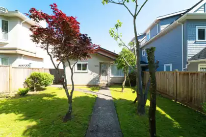 3089 E 1st Avenue, Vancouver, BC, Vancouver — Single Family Residence for sale