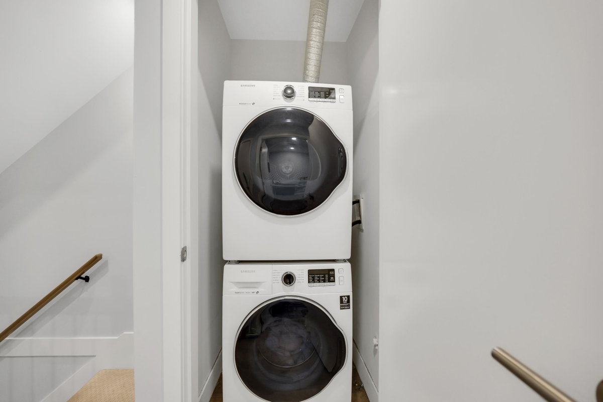 Bedroom 2 Photo of 202 37842 Third Avenue, Squamish, BC