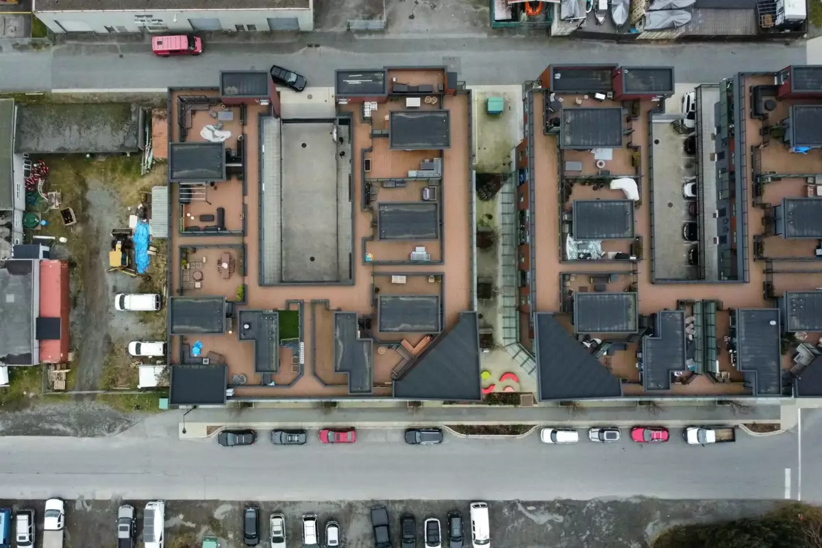 Hallway Photo of 202 37842 Third Avenue, Squamish, BC