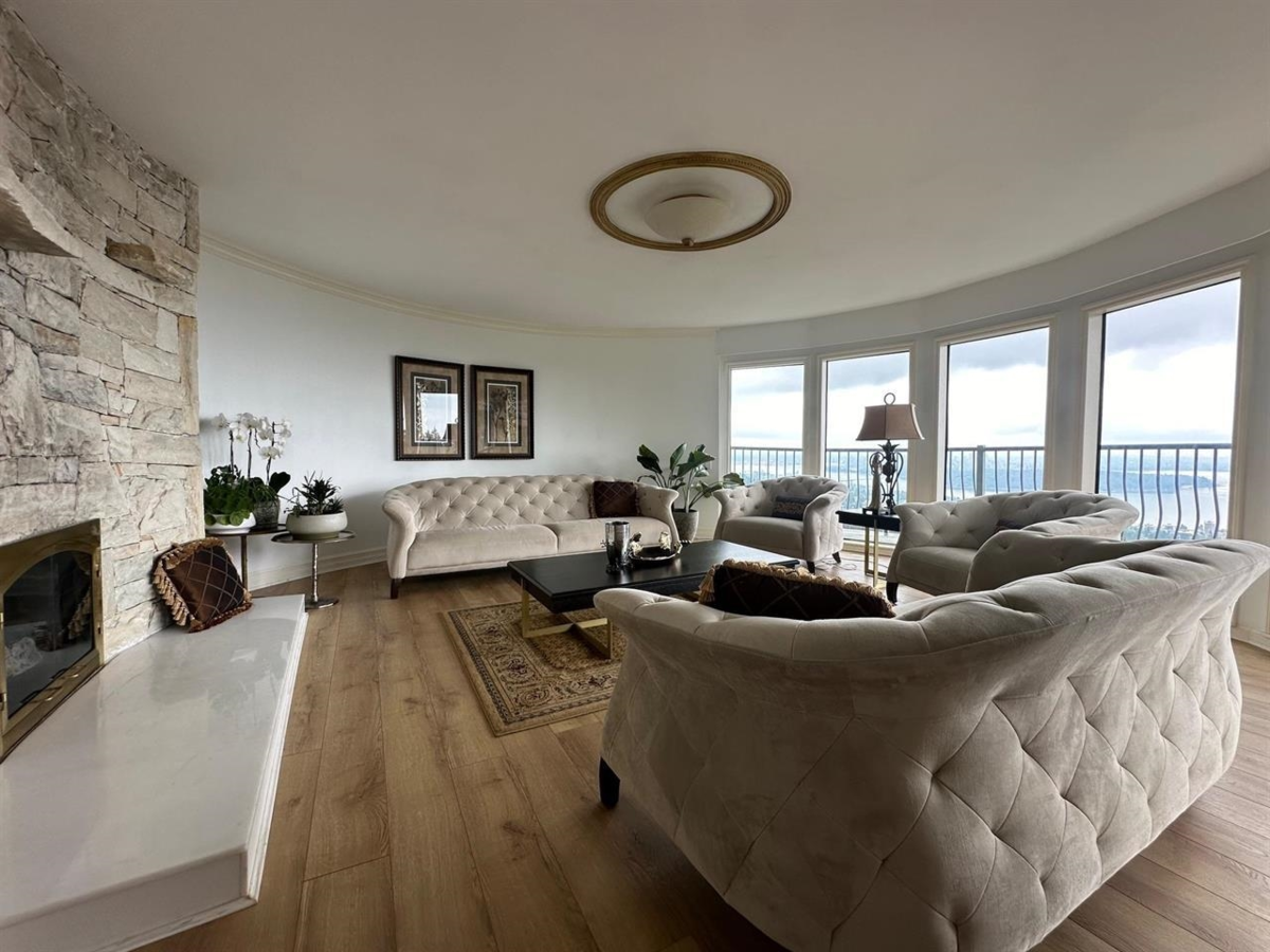 Pantry Photo of 1359 Whitby Road, West Vancouver, BC