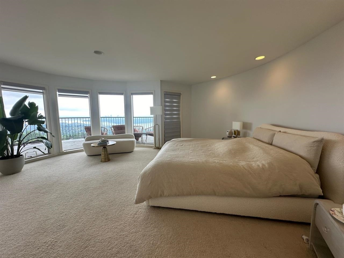 Primary Bedroom Photo of 1359 Whitby Road, West Vancouver, BC