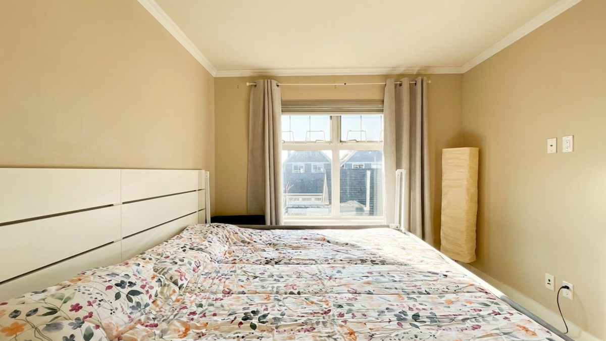 Loft / Bonus Room Photo of 214 Brookes Street, New Westminster, BC