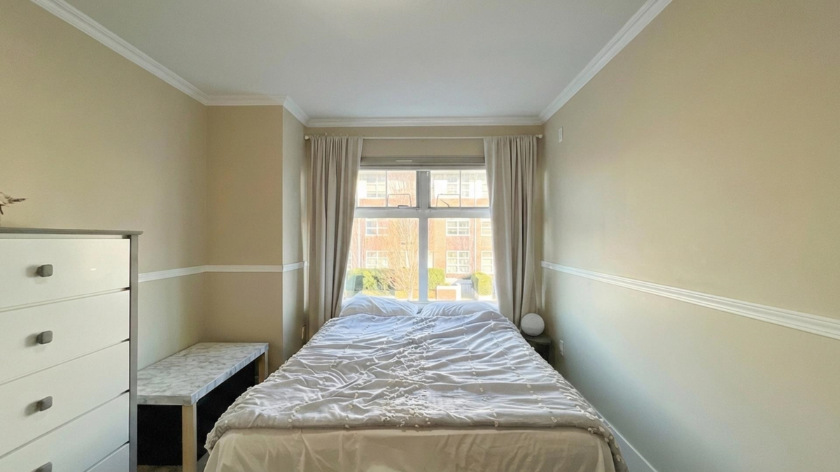 Mudroom Photo of 214 Brookes Street, New Westminster, BC