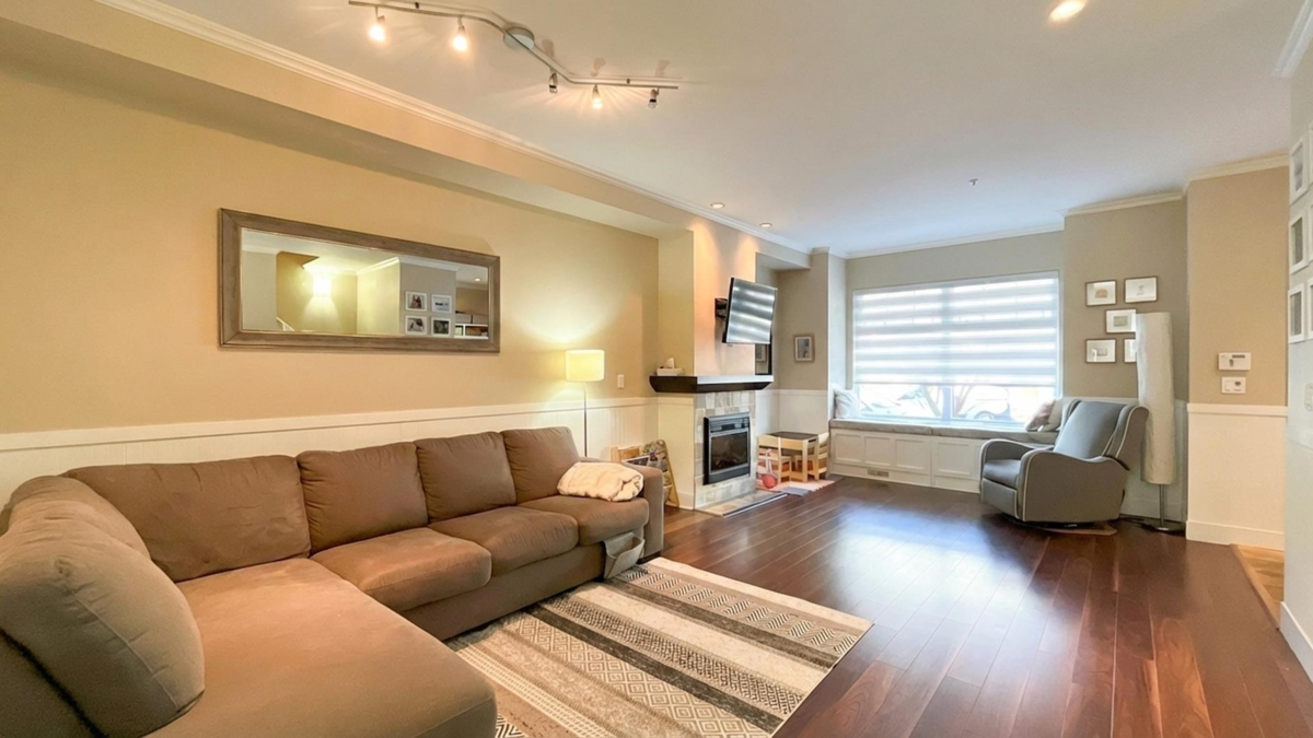 Pantry Photo of 214 Brookes Street, New Westminster, BC