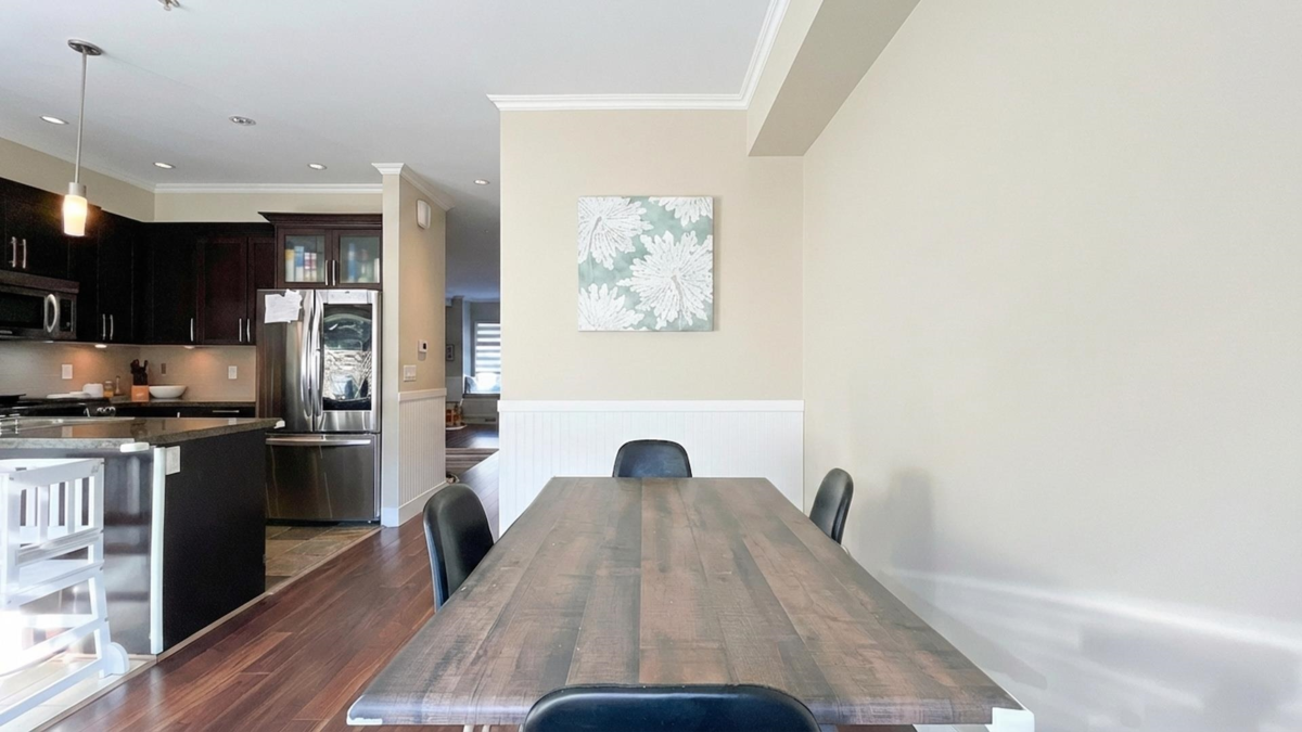 Primary Bathroom Photo of 214 Brookes Street, New Westminster, BC