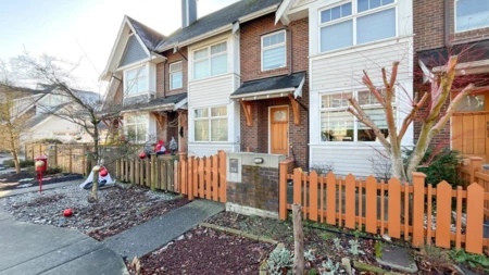 Front exterior of 214 Brookes Street, New Westminster, BC