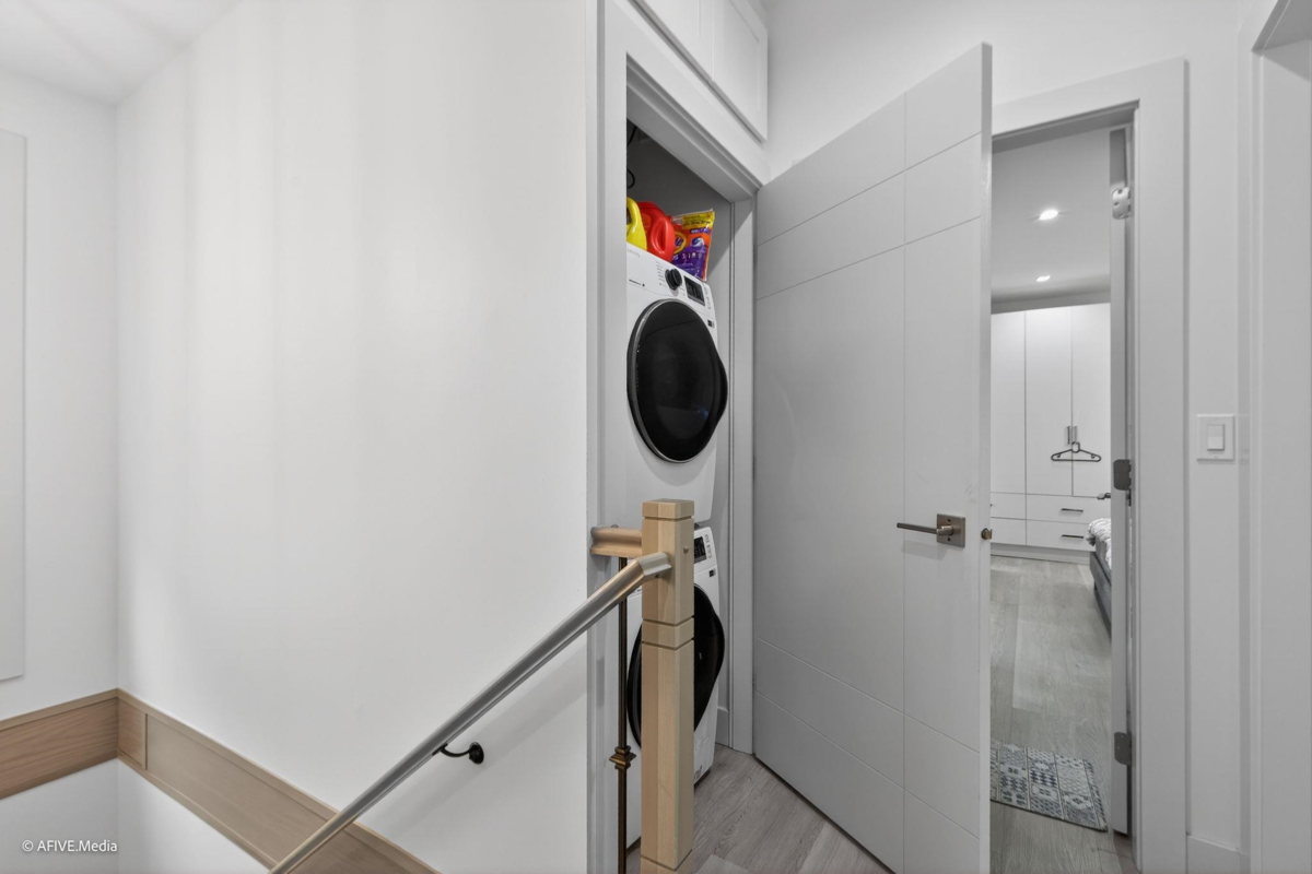 Garage Interior Photo of 1052 E 50th Avenue, Vancouver, BC