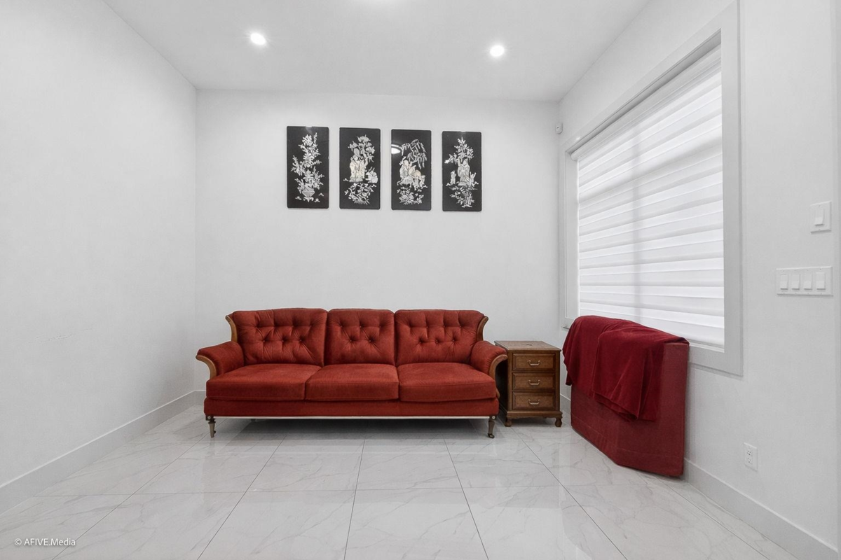 Neighborhood Park Photo Near 1052 E 50th Avenue, Vancouver, BC