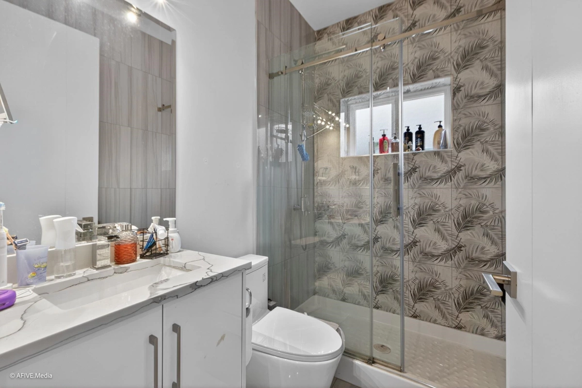 Outdoor Deck Photo of 1052 E 50th Avenue, Vancouver, BC